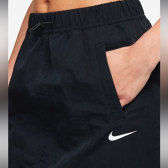 Nike Essentials Skirt - Picture 4 of 9